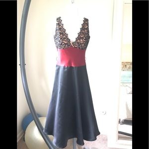 Vintage Laundry by Shelli Segal midi gown